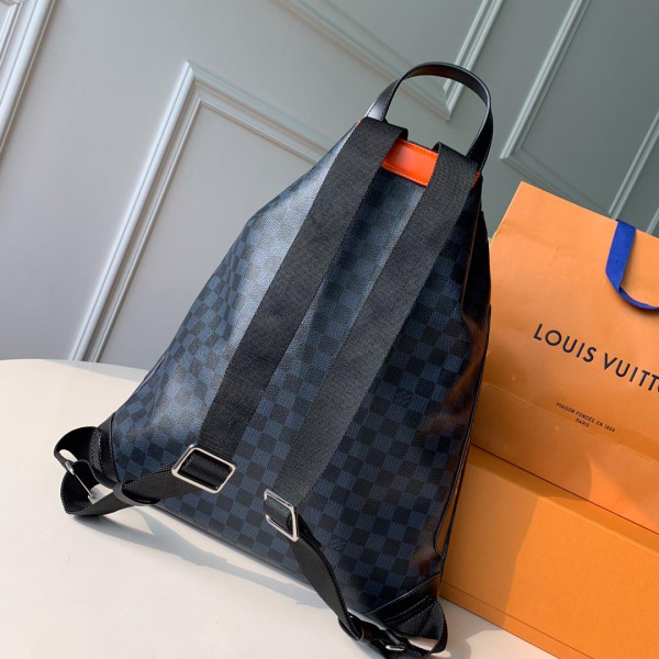 l**is V*t*n backpack