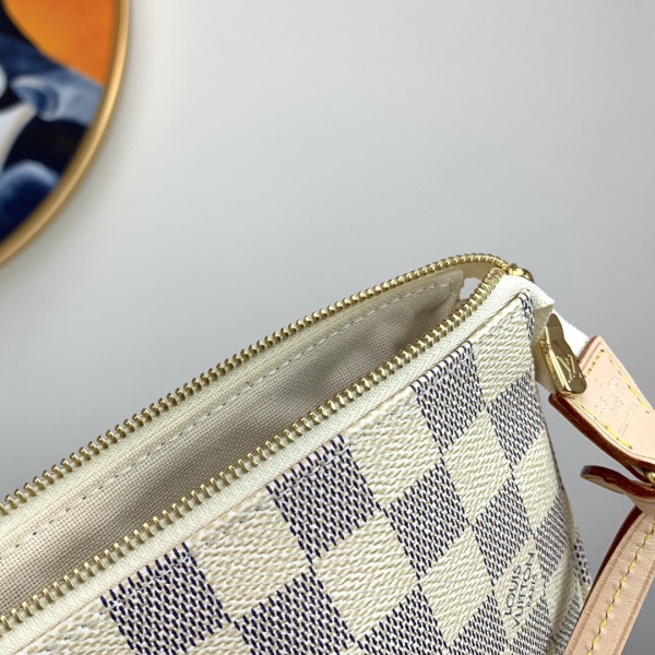 l**is V*t*n pochette accessoires