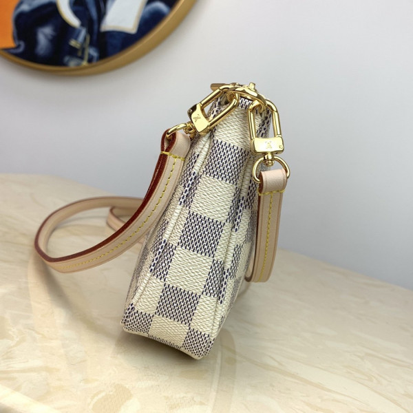 l**is V*t*n pochette accessoires