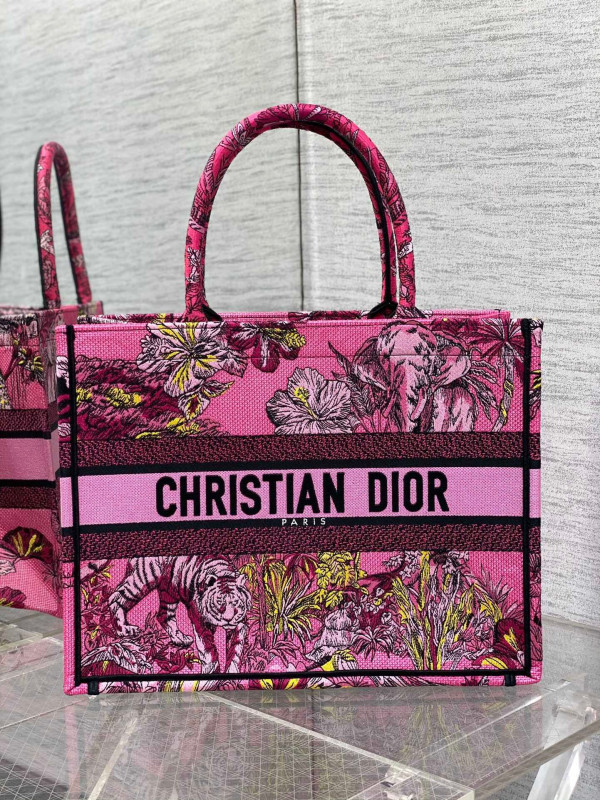 D*or book tote