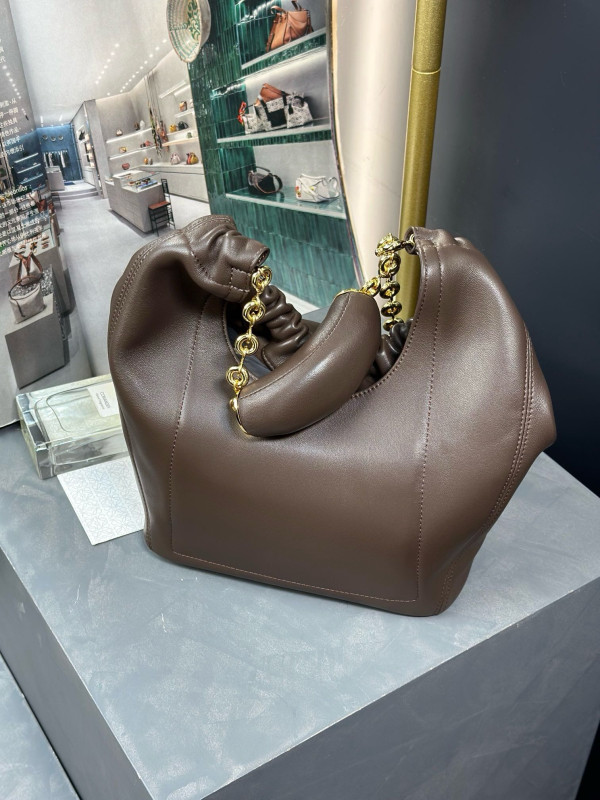 LOEWE Small Squeeze bag in nappa lambskin-24*29*10.5cm