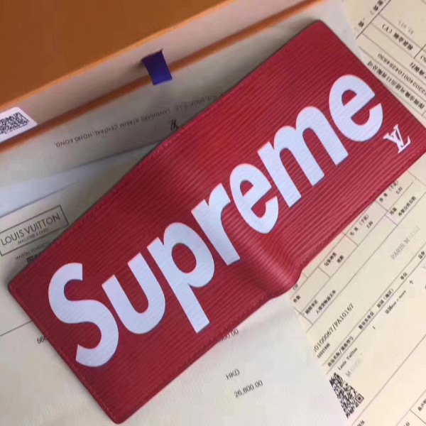 l**is v*t*n S*p*e pocket wallet