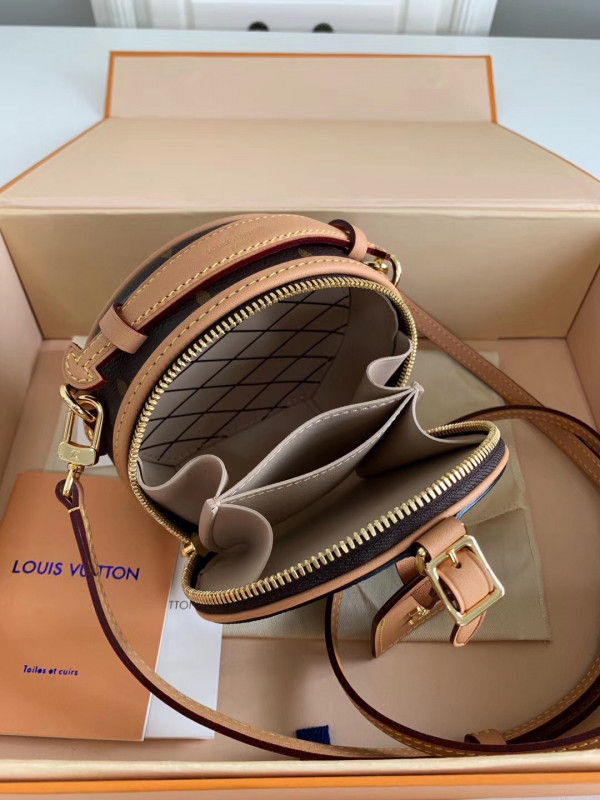 l**is V*t*n mini boite chapeau