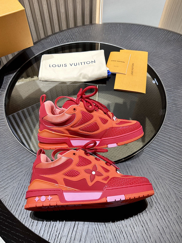 l**is V*t*n trainer sneaker