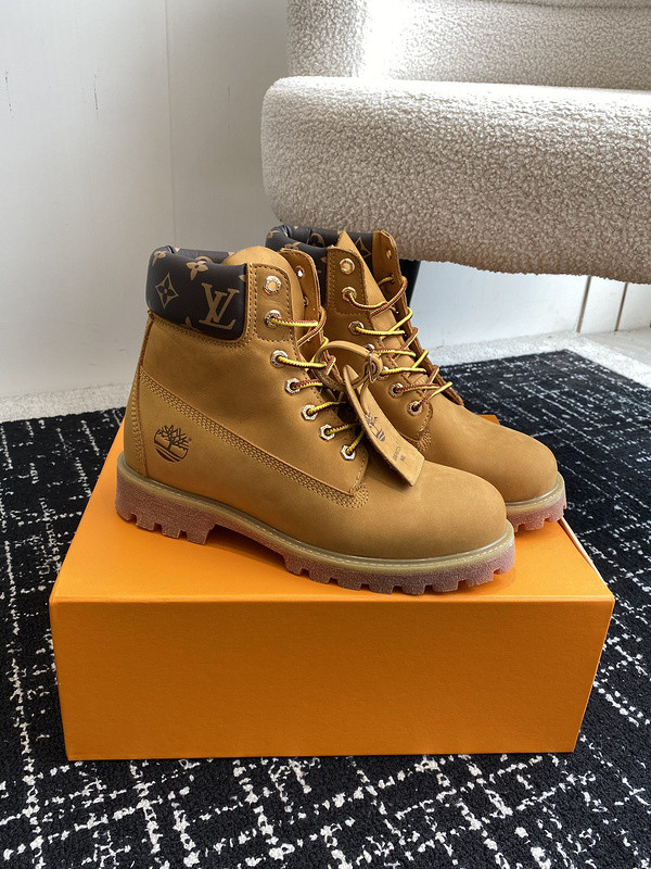 l**is V*t*n boots