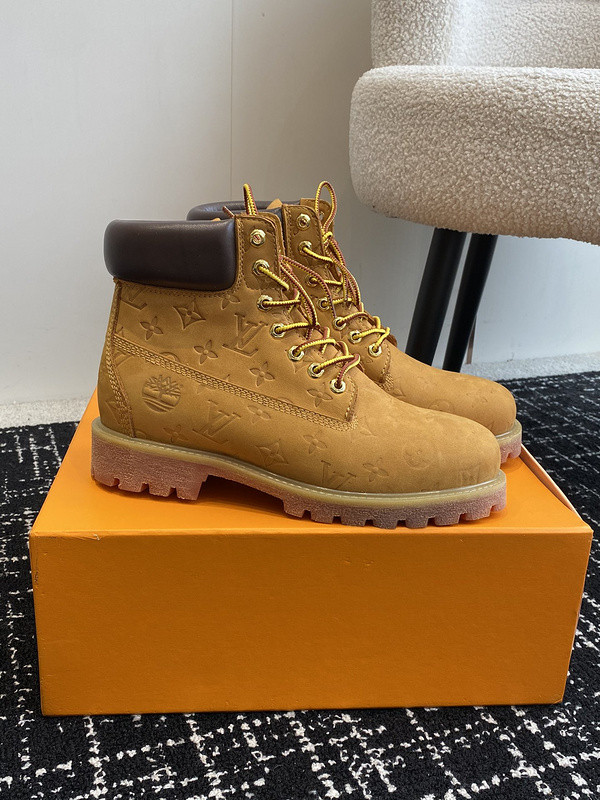 l**is V*t*n boots