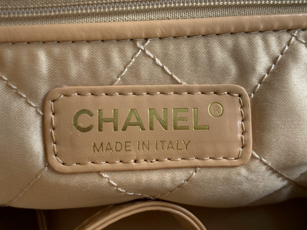 CL LARGE 22 HANDBAG