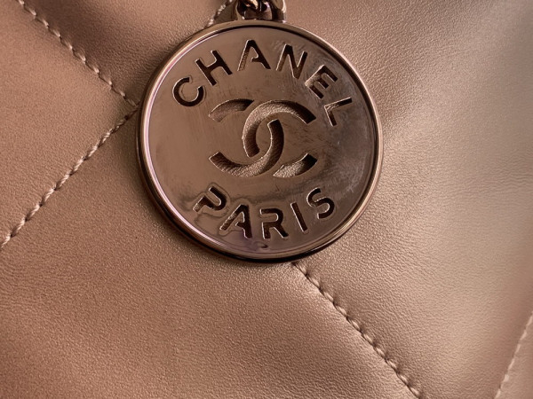 CL LARGE 22 HANDBAG