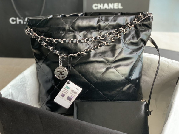 CL 22 SMALL HANDBAG