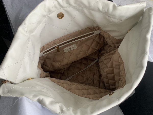 CL LARGE 22 HANDBAG