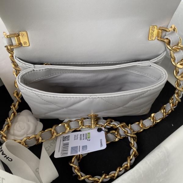 CL SMALL FLAP BAG
