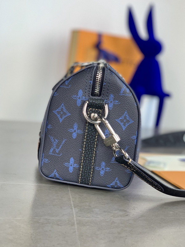l**is V*t*n city keepall