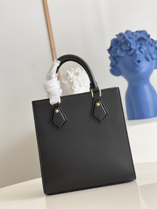 l**is V*t*n petit sac plat