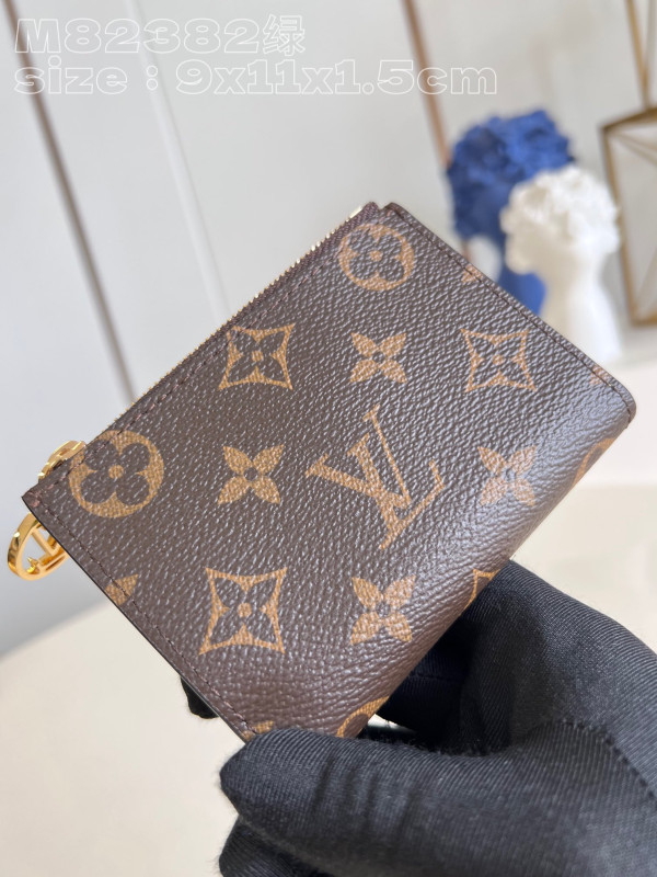 l**is V*t*n lisa wallet