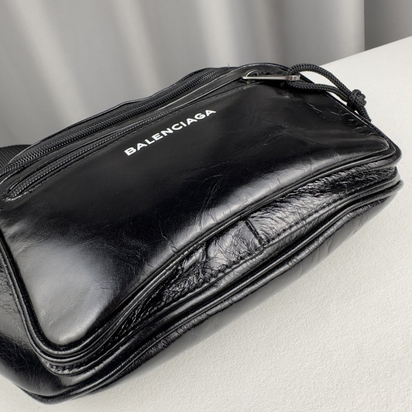 Ba*len*cia*ga everyday beltpack
