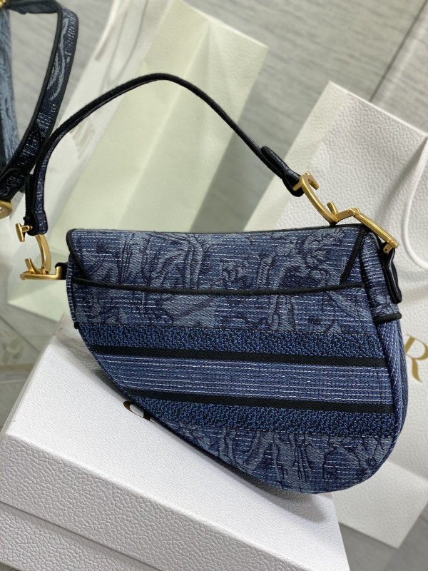 D*or saddle bag