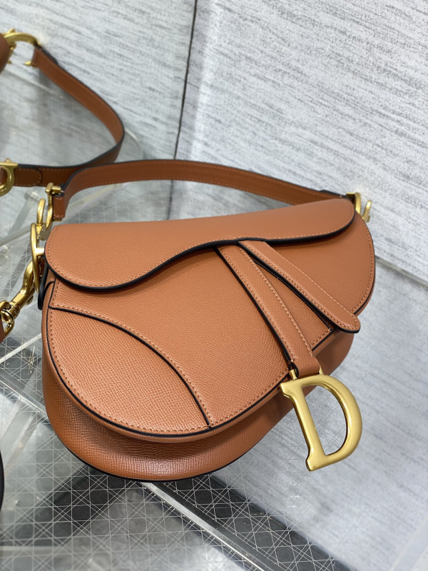 D*or saddle bag