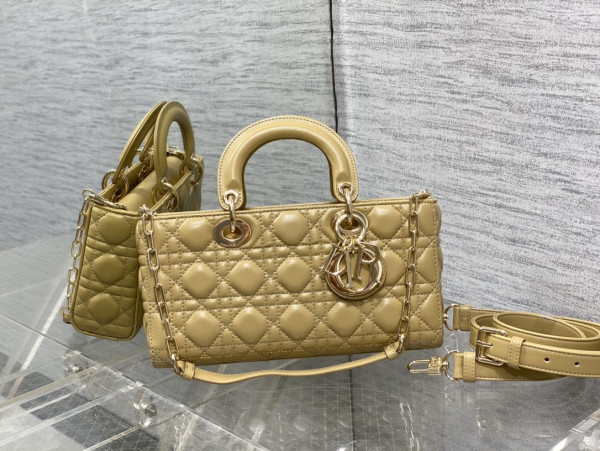 D*or lady d-joy bag