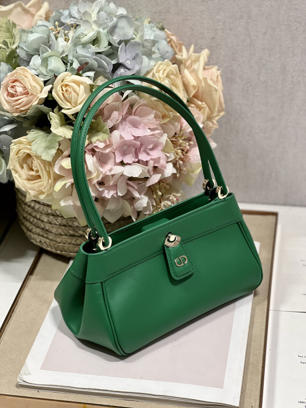 D*or key bag