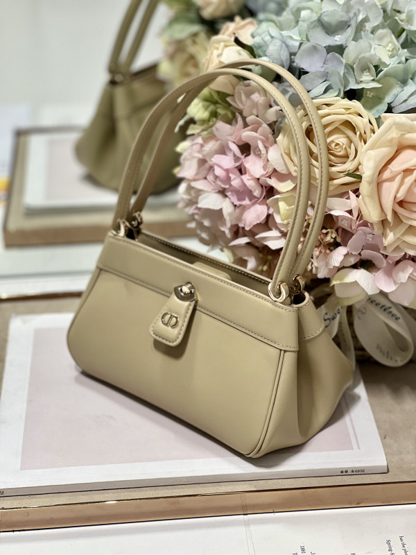 D*or key bag