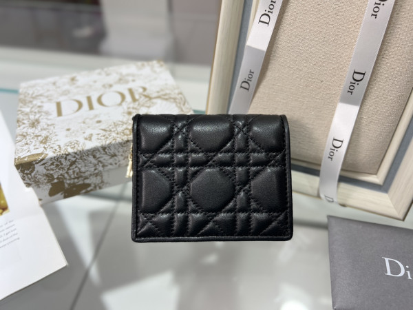 D*or wallet