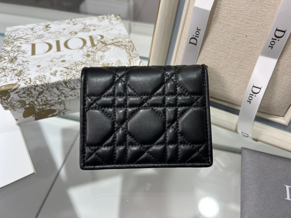 D*or wallet