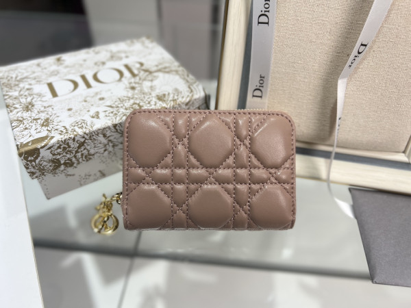 D*or card holder