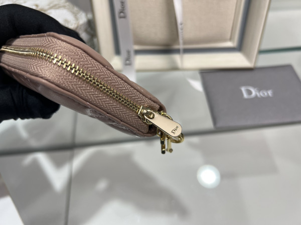 D*or card holder