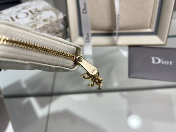 D*or card holder