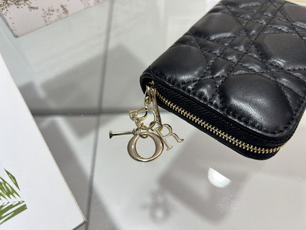 D*or card holder