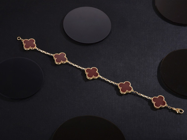 Van Cleef & Arpels Perlée BRACELET