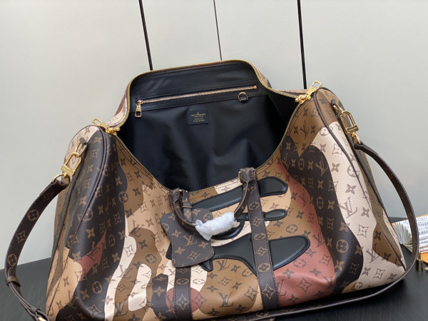 l**is V*t*n keepall bandouliÈre 45