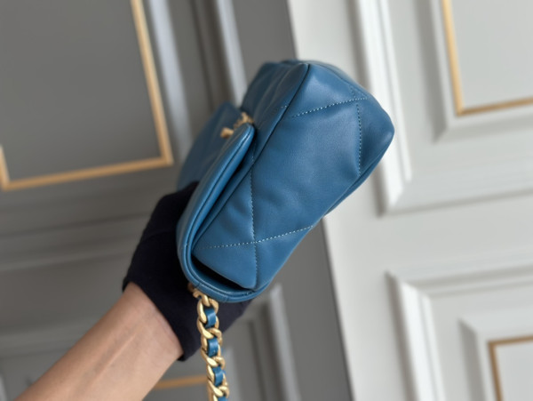 CL 19 FLAP BAG
