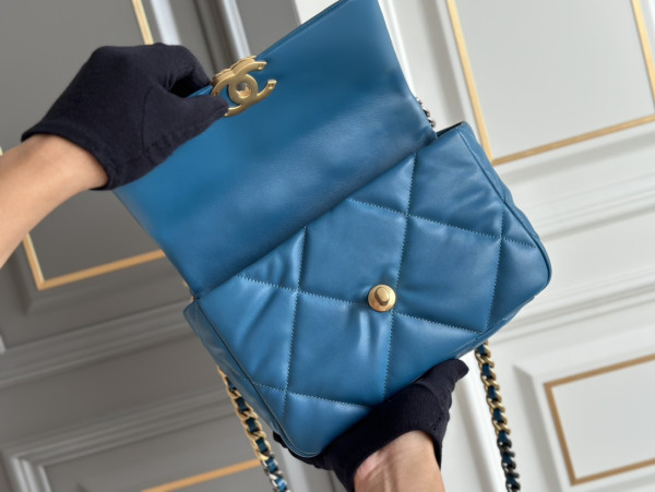 CL 19 FLAP BAG