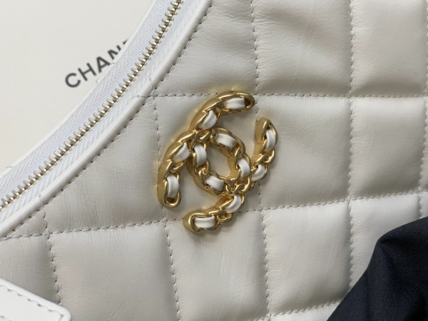 CL HOBO HANDBAG
