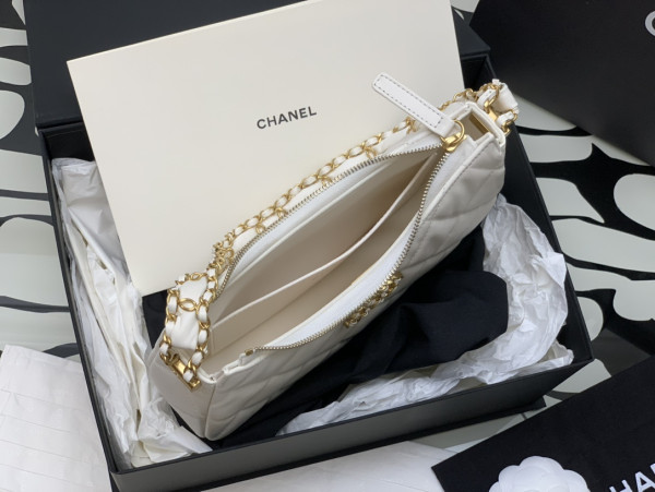 CL HOBO HANDBAG