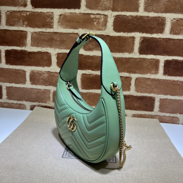 G*u*i gg marmont half-moon-shaped mini bag