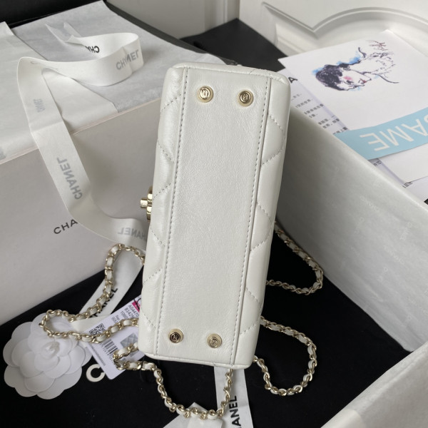 CL SMALL BOX BAG