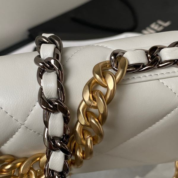 CL 19 WALLET ON CHAIN