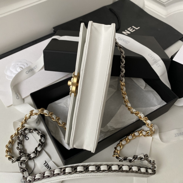 CL 19 WALLET ON CHAIN