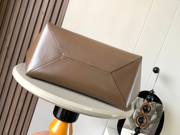 LOEWE Puzzle Fold Tote in shiny calfskin