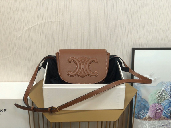 Ce**e folco cuir triomphe