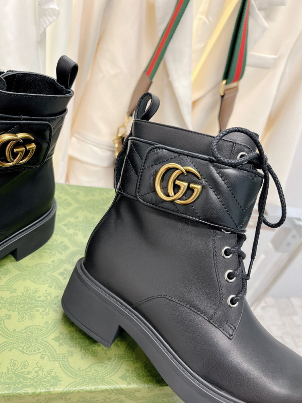 G*u*i women