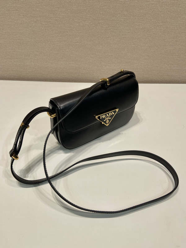 Pra*a patent bag-20*10*4cm