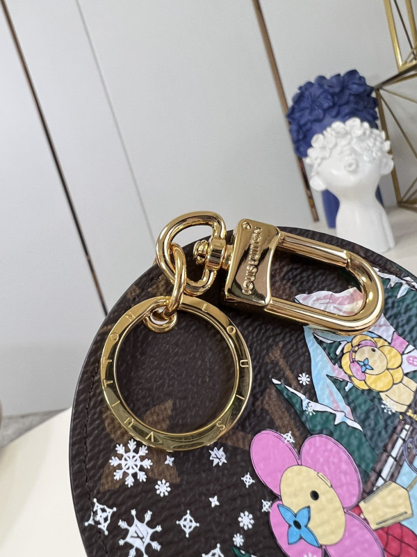 l**is V*t*n illustre ice skate bag charm and key holder