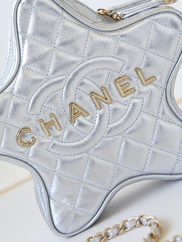 CL STAR HANDBAG