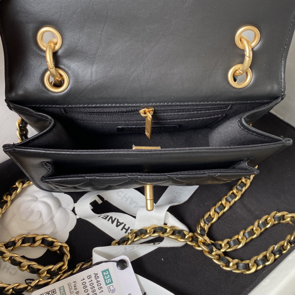 CL MINI FLAP BAG