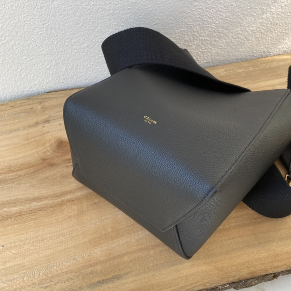 Ce**e sangle bucket
