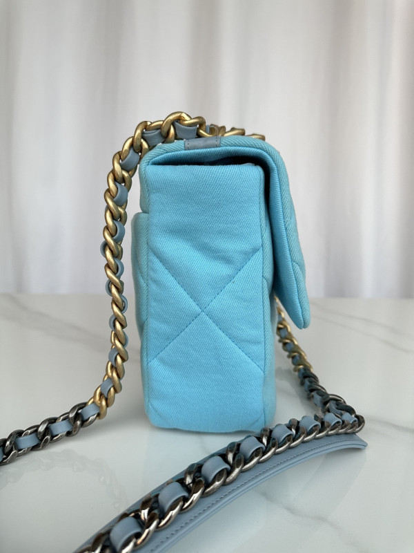 CL 19 LARGE HANDBAG