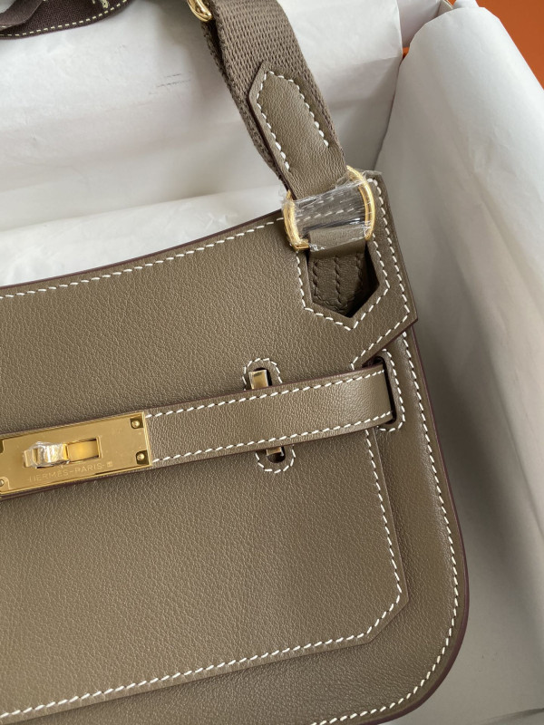 H**mes jypsiere mini bag in swift leather gris meyer